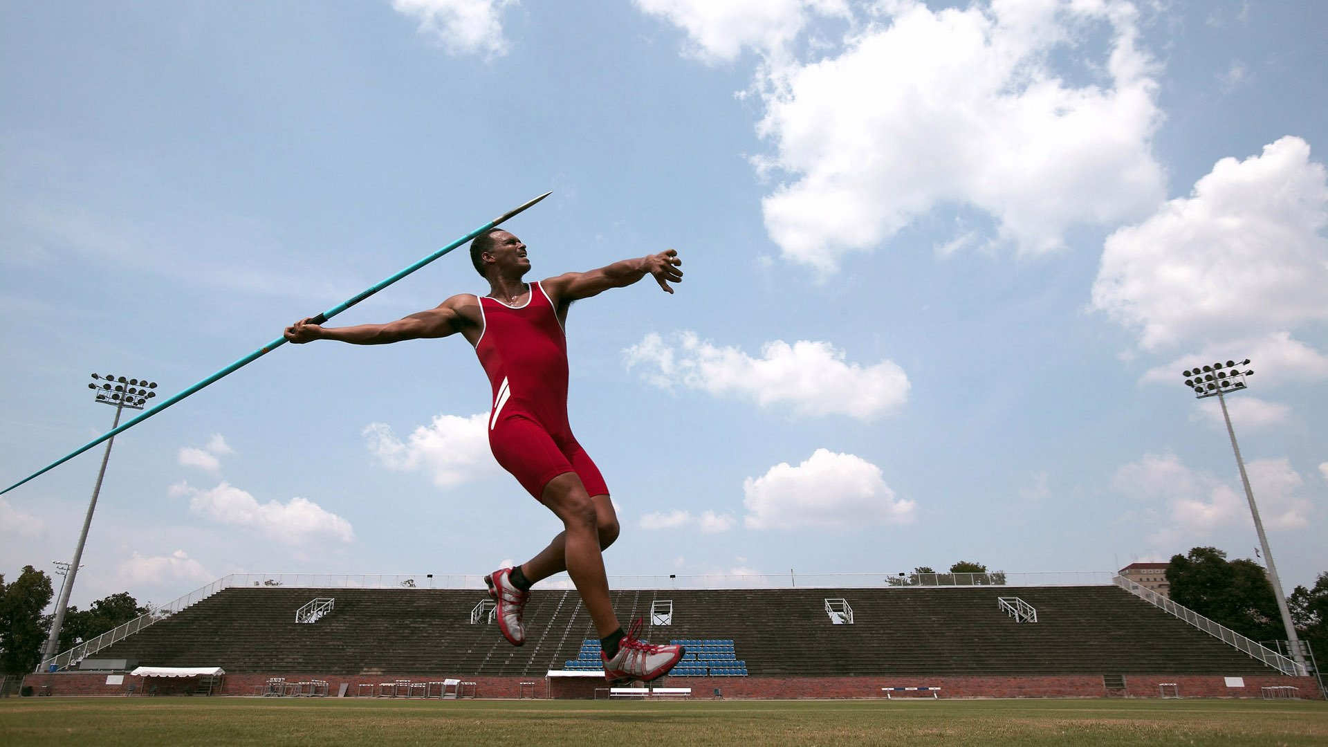 五大联赛是否已接近收入增长瓶颈，五大联赛现状
